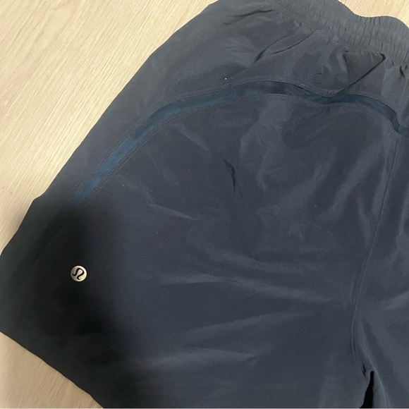 Lululemon Run: Response Short Men’s Medium Navy Blue Running Shorts Pockets EUC - Picture 5 of 10